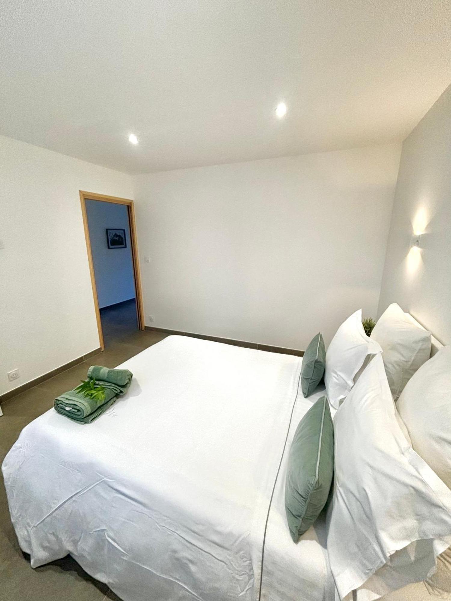 Les Oliviers Apartman Arles Kültér fotó
